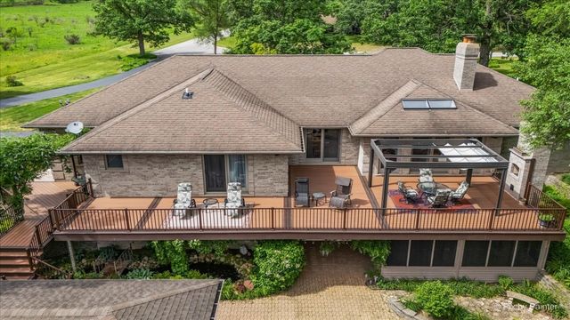 20481 Parade Court, Marengo, IL 60152