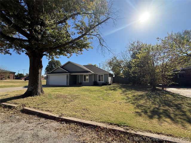 4027 Oklahoma Street, Muskogee, OK 74401