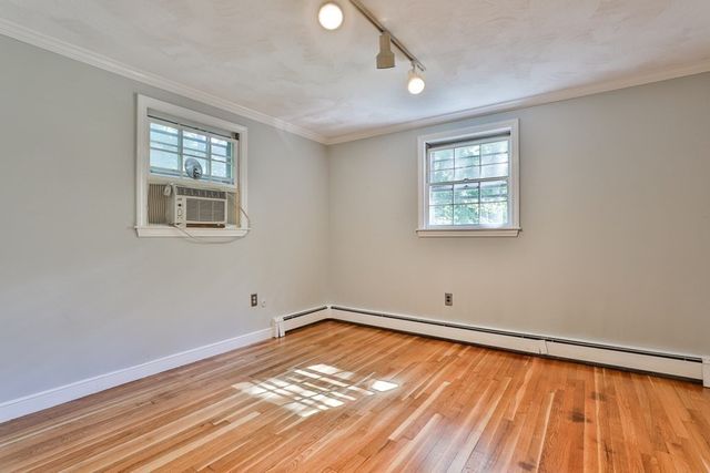 22 Withington Ln, Harvard, MA 01451