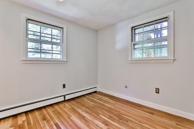 22 Withington Ln, Harvard, MA 01451