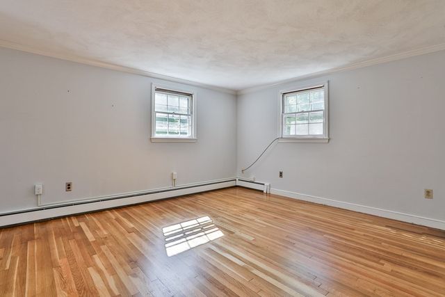 22 Withington Ln, Harvard, MA 01451