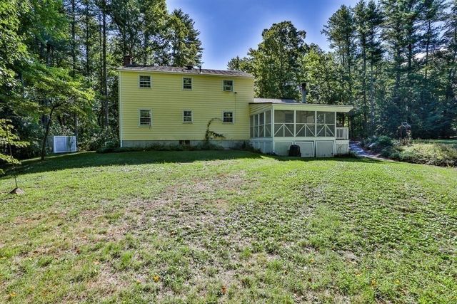22 Withington Ln, Harvard, MA 01451