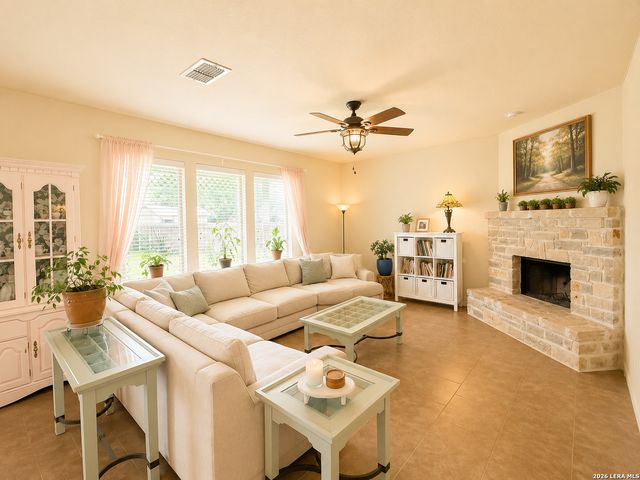 4706 Creekwood, Schertz, TX 78108
