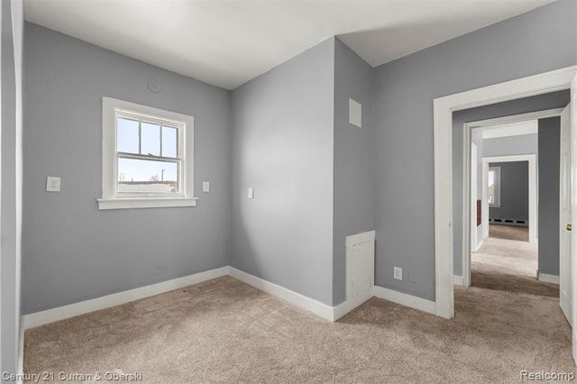 1520 Garfield Avenue, Lincoln Park, MI 48146