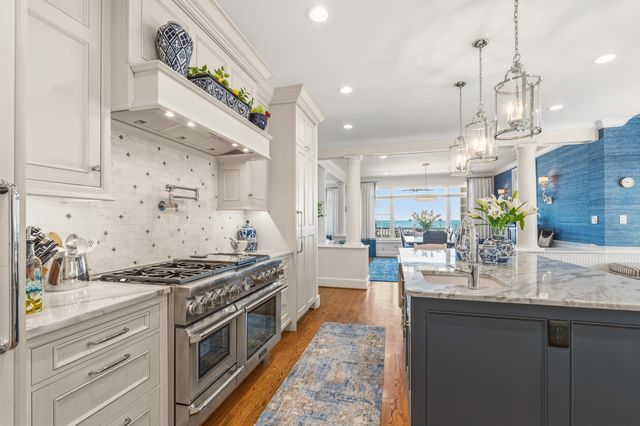 7906 Beach Dr., Myrtle Beach, SC 29572