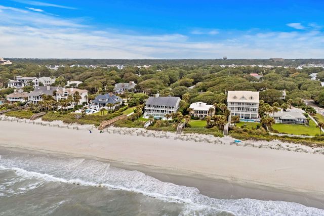 7906 Beach Dr., Myrtle Beach, SC 29572