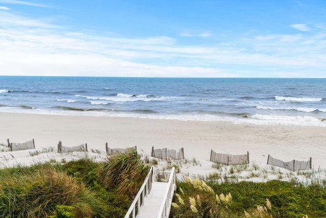 7906 Beach Dr., Myrtle Beach, SC 29572