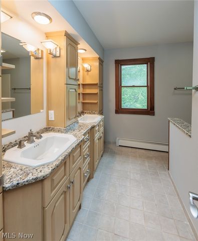 7981 Mulberry Road, Chesterland, OH 44026
