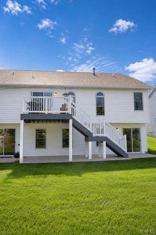 1024 Pin Oak Drive, Warrenton, MO 63383