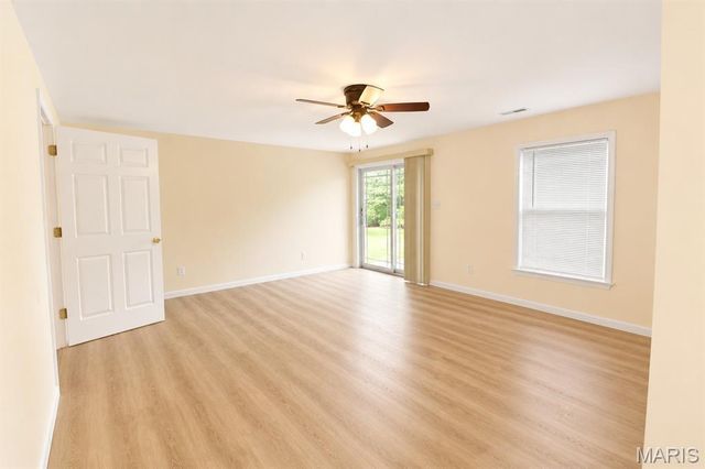 1024 Pin Oak Drive, Warrenton, MO 63383