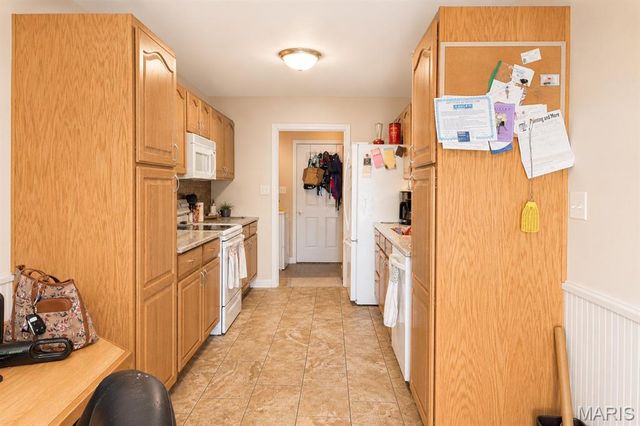 1024 Pin Oak Drive, Warrenton, MO 63383