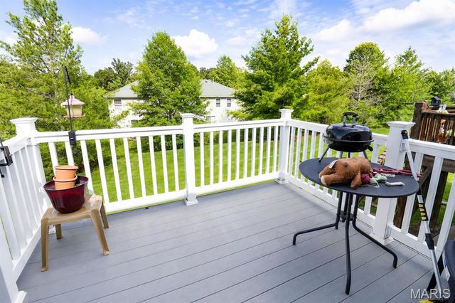 1024 Pin Oak Drive, Warrenton, MO 63383