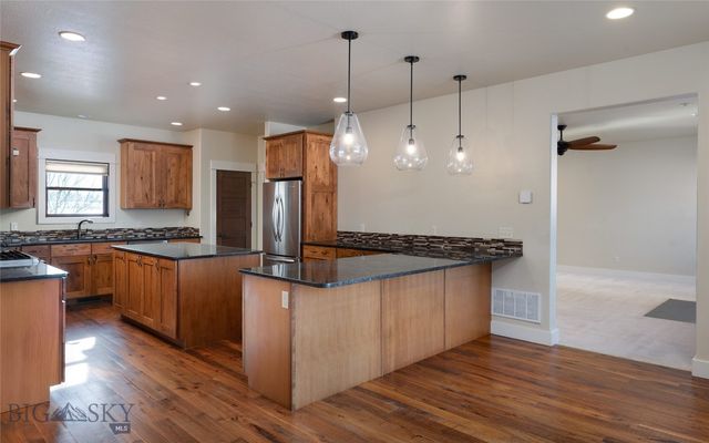 45 Spain Bridge Circle Drive, Belgrade, MT 59714