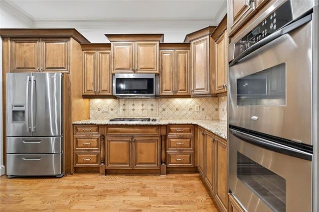 6273 CLAPHAM Lane, Duluth, GA 30097