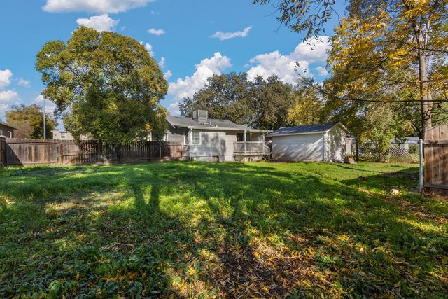 5236 Marconi Ave, Carmichael, CA 95608