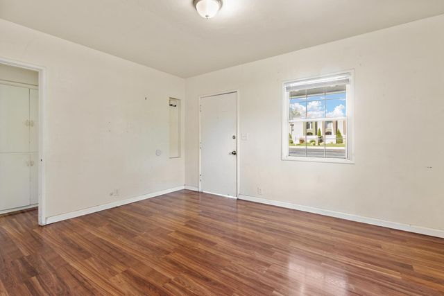 5236 Marconi Ave, Carmichael, CA 95608