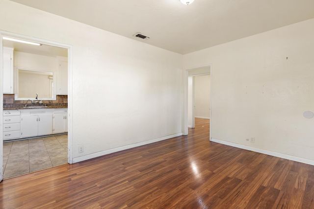 5236 Marconi Ave, Carmichael, CA 95608