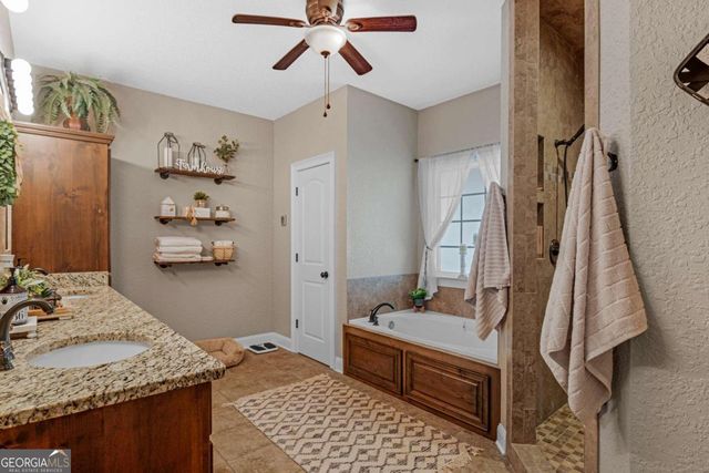 1821 Kellers Road, Blackshear, GA 31516