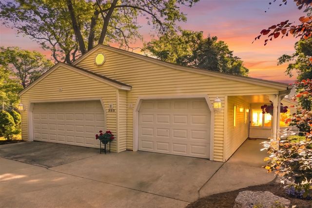 365 Big Bay Drive, Holland, MI 49424