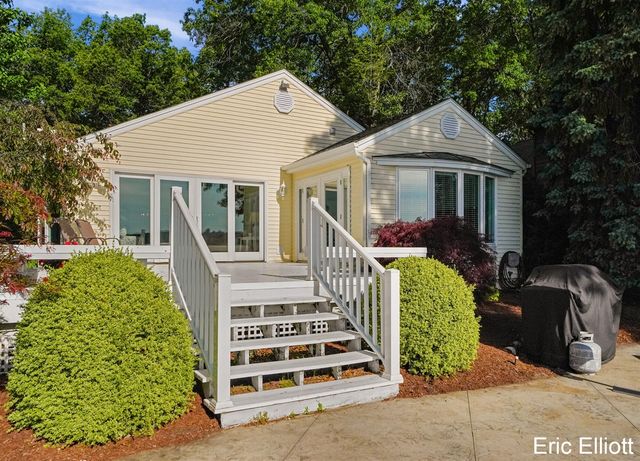 365 Big Bay Drive, Holland, MI 49424