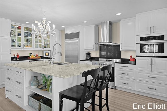 365 Big Bay Drive, Holland, MI 49424