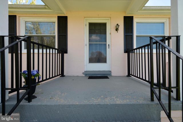 22282 ST LOUIS RD, Middleburg, VA 20117