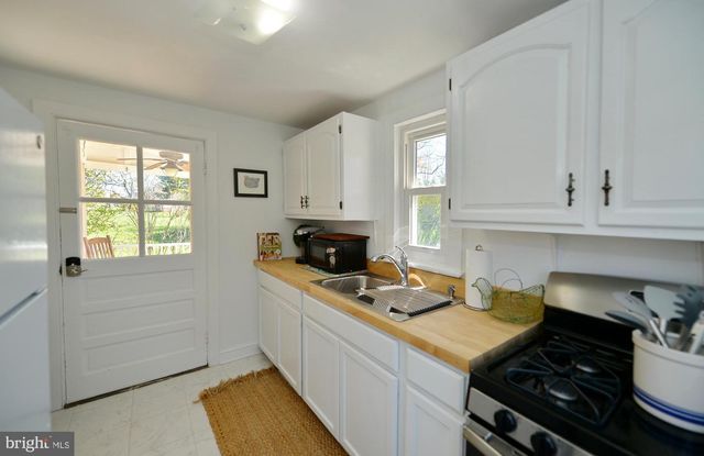 22282 ST LOUIS RD, Middleburg, VA 20117