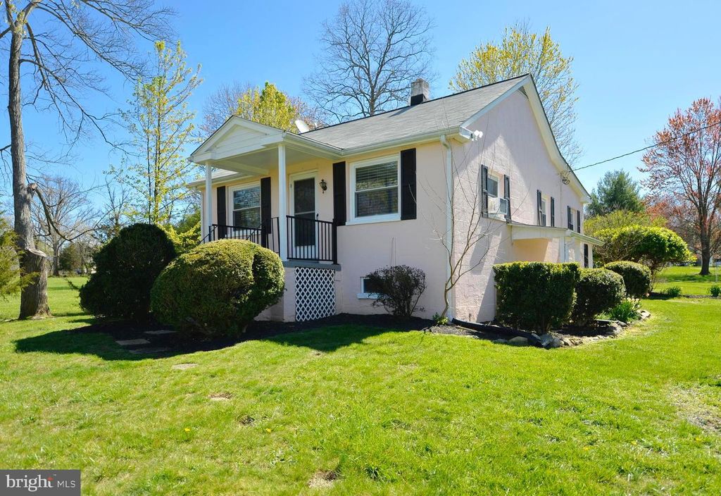 22282 ST LOUIS RD, Middleburg, VA 20117