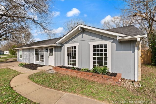 427 Webster Boulevard, Jeffersonville, IN 47130