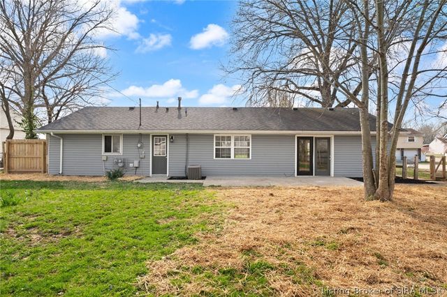 427 Webster Boulevard, Jeffersonville, IN 47130