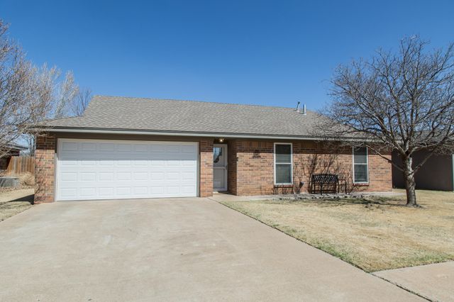 4204 Ridgeway Drive, Plainview, TX 79072