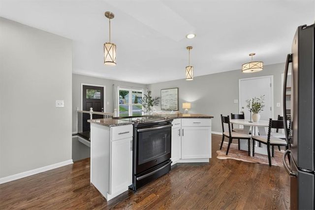 8521 Goodman Street, Overland Park, KS 66212