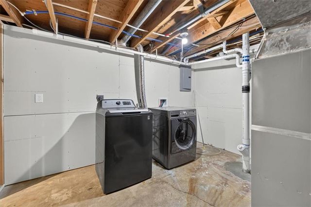 8521 Goodman Street, Overland Park, KS 66212