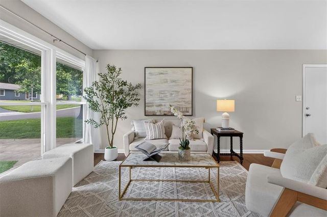 8521 Goodman Street, Overland Park, KS 66212