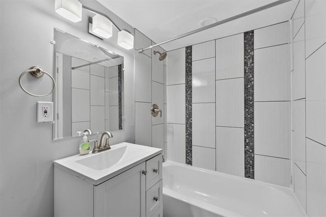 8521 Goodman Street, Overland Park, KS 66212