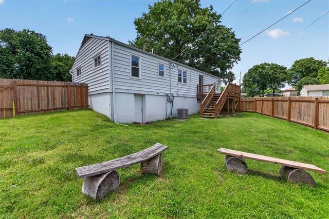 8521 Goodman Street, Overland Park, KS 66212