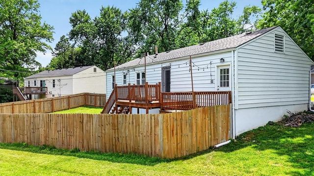 8521 Goodman Street, Overland Park, KS 66212