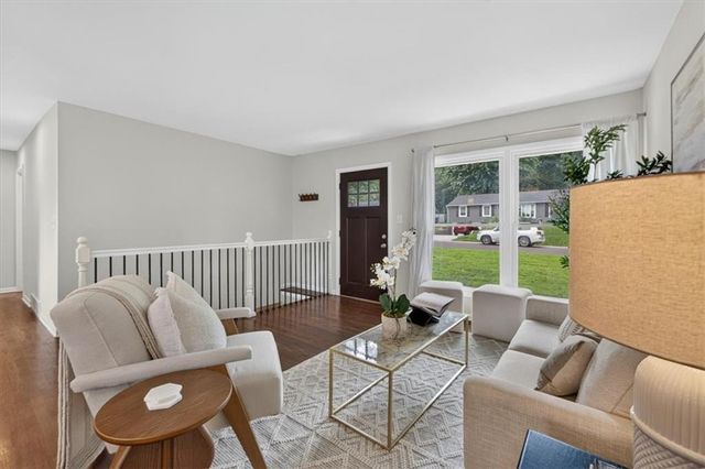 8521 Goodman Street, Overland Park, KS 66212