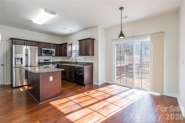 11938 Harmon Lane, Pineville, NC 28134