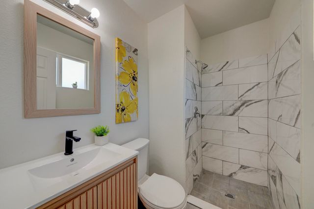 1444 Loma Hermosa Court NW, Albuquerque, NM 87105