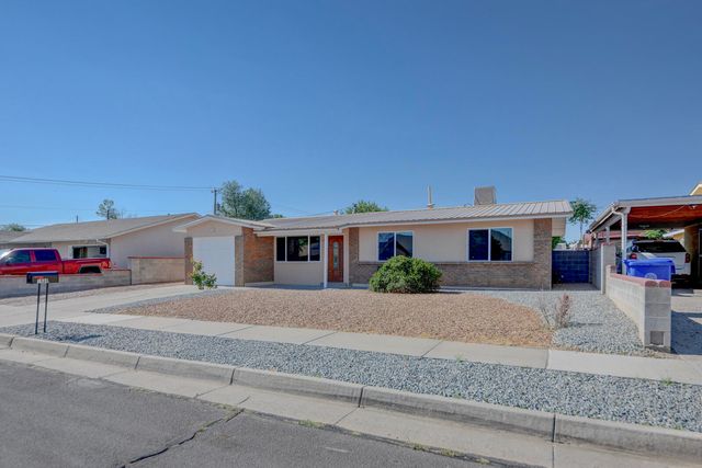 1444 Loma Hermosa Court NW, Albuquerque, NM 87105