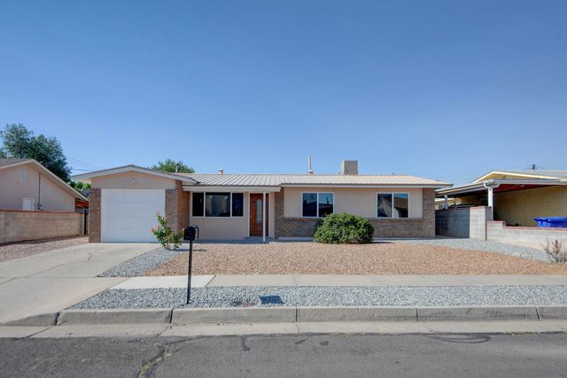 1444 Loma Hermosa Court NW, Albuquerque, NM 87105