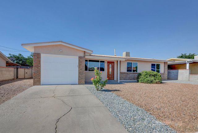 1444 Loma Hermosa Court NW, Albuquerque, NM 87105