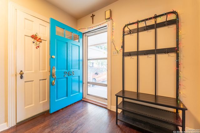 268 North Dr, San Antonio, TX 78201