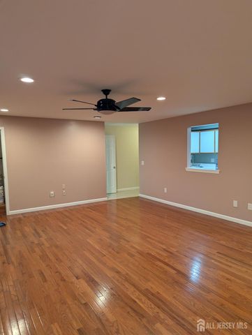 316 VENTNOR Court, Piscataway, NJ 08854