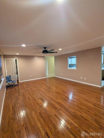 316 VENTNOR Court, Piscataway, NJ 08854