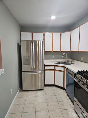 316 VENTNOR Court, Piscataway, NJ 08854