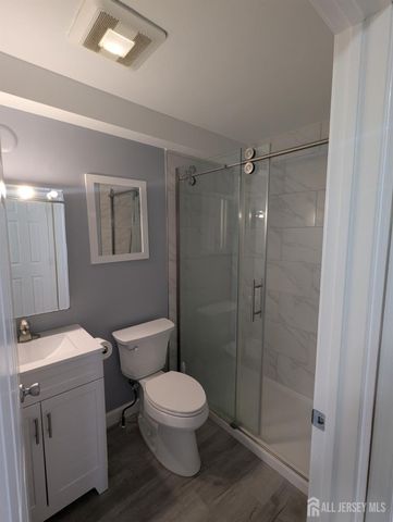 316 VENTNOR Court, Piscataway, NJ 08854