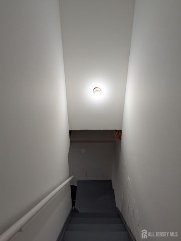 316 VENTNOR Court, Piscataway, NJ 08854