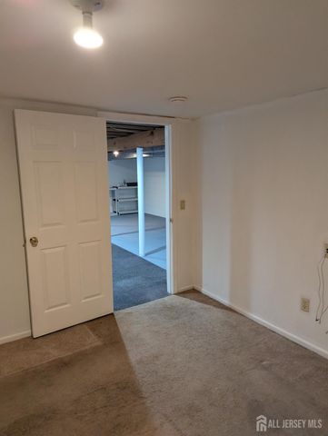 316 VENTNOR Court, Piscataway, NJ 08854